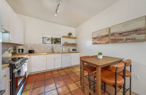 Tucson House | 3rd St Compound (Kathryn & Joey)
