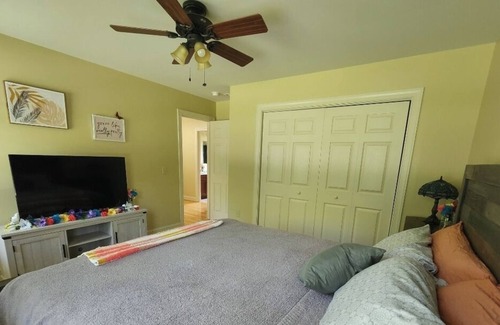 Selinsgrove House | 4/3.5 country home 5 minutes from town. Bring your family and enjoy!