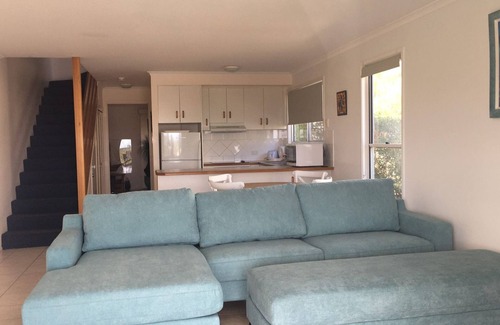Rainbow Beach Apartment | 4/42 Manooka Drive - Rainbow Beach. Stunning Panoramic Views and Swimming Pool