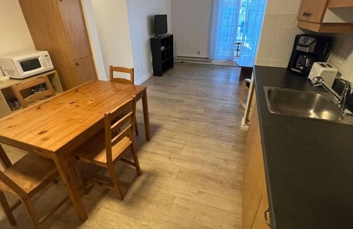 Les Rivieres Apartment | 4,5 tout équipé balcon parking