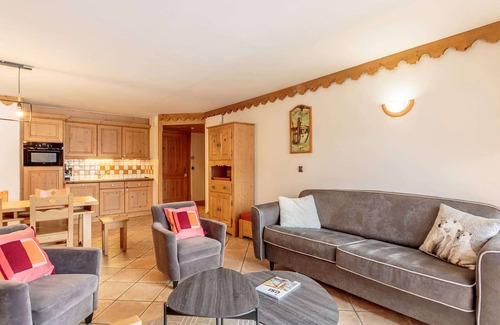 Saint-Martin-de-Belleville Apartment | 4* Apartment - Ski-in/Ski-out - Pool, Spa, Sauna, Hammam, Fitness Room