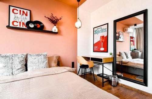 Sofia City Center Apartment | 4 Bdr 2 Bth Netflix Panorama Views