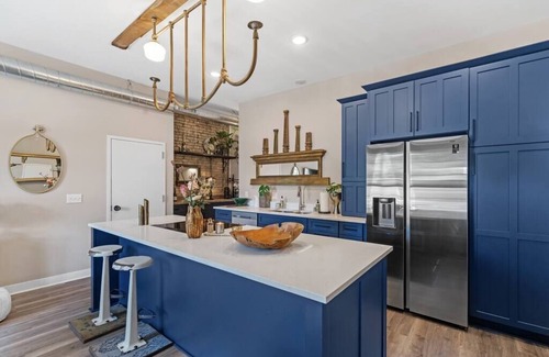 Fifth Ward Condo | 4 bdrm Condotel w/Garage in Walker's Point