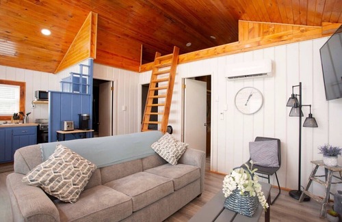 Greenbush Cabin | 4 Beachfront Cottages - New Bathrooms and Roofs!