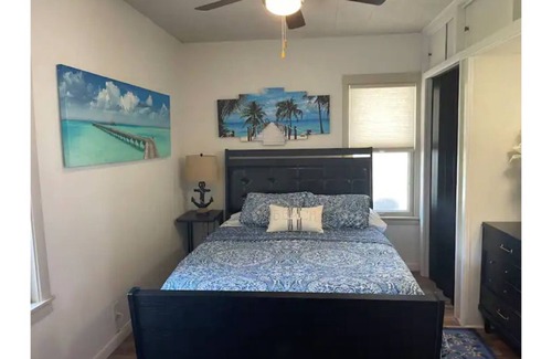 Two Rivers House | 4 Bed 1 Bath Cape Cod Vacation House In Two Rivers
