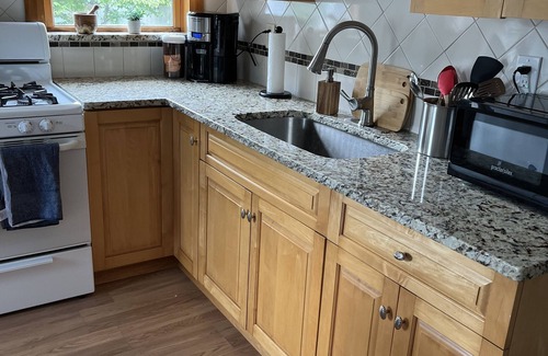 Old Lyme House | 4 BED/2 BATH -PRIVATE BEACH: OLD COLONY