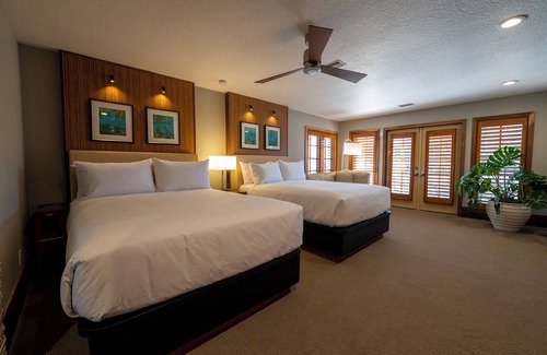Florida Central Atlantic Coast Resort | 4 Bed, 4 Bath Luxury Villa with Garden View in Orlando, FL near Disney!