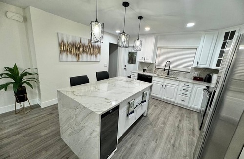 Doctor Phillips House | 4-Bed Bungalow close to Disney, Universal Studios and many fantastic restaurants