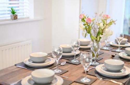 New Forest District House | 4 Bed in Brockenhurst 80420