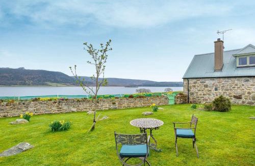 Grantown-on-Spey House | 4 Bed in Grantown-on-Spey CA383