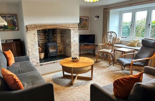West Compton House | 4 Bed in Litton Cheney 75851