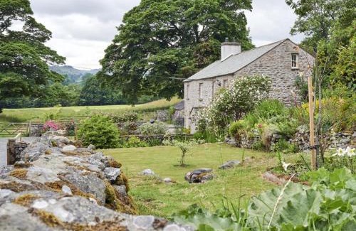Sedbergh House | 4 Bed in Sedbergh SZ595
