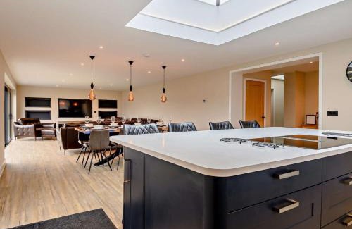 Weybourne House | 4 Bed in Weybourne 91228