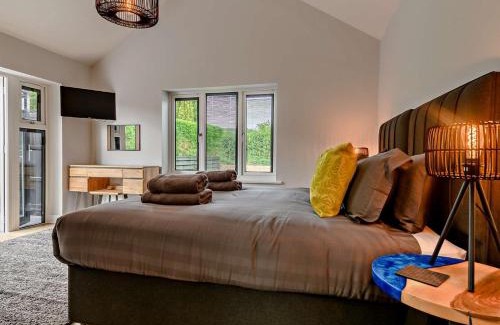 Weybourne House | 4 Bed in Weybourne 91228