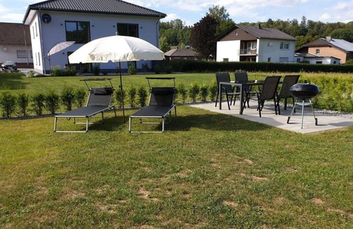 Udersdorf Apartment | 4-bed vacation apartment Weiße Ley - Holiday home Dreier-Ley