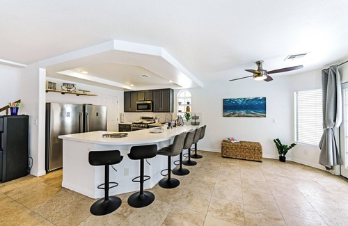 Green Valley House | 4-bedroom 2.5 Bath house in amazing Henderson with pool.