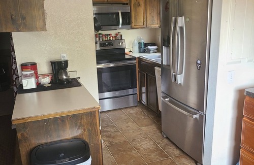Moscow House | 4 bedroom 2 bath house with fenced yard. Close to downtown and U of I