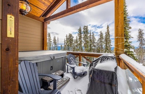 Snow Pine Estates House | 4 Bedroom, 3 Bath, Ski In/Out Chalet with Private Hot Tub