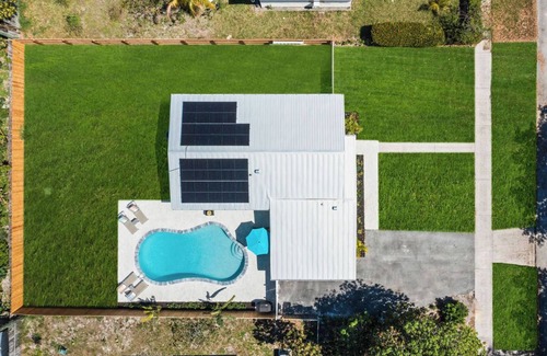 Lake Park House | 4 Bedroom 3 Bathroom Pool Home!