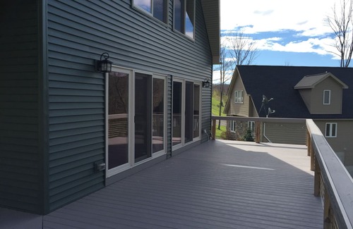 Great Valley House | 4 Bedroom, 3 full baths, 3200 sq. ft. Family Vacation Home near EVL, sleeps 12