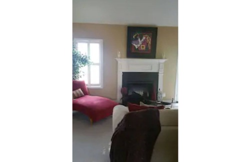 Smyrna House | 4 bedroom, 3 full bathrooms, Beautiful House 12 minutes from Downtown Nashville.