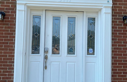 Calverton House | 4-bedroom 5 beds, Free parking, private entry,Free WI-FI Near Washington DC