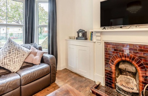 Pakefield Cottage | 4 bedroom accommodation in Pakefield