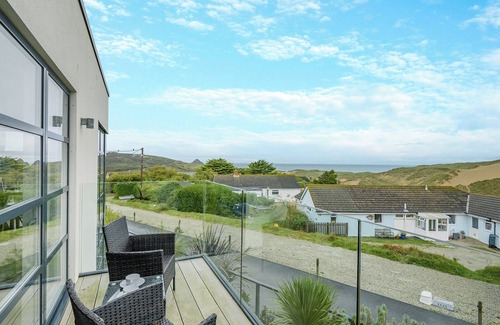 Holywell Cottage | 4 bedroom accommodation in Holywell Bay, near Perranporth