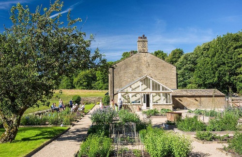 Skipton Cottage | 4 bedroom accommodation in Broughton, near Skipton