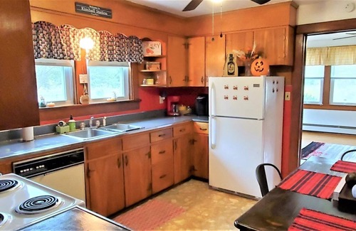 Luray House | 4 bedroom accommodation in Luray