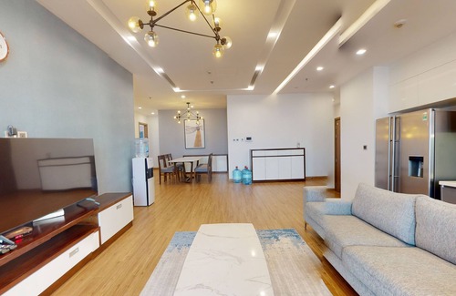 Ba Dinh Apartment | 4-bedroom apartment in brilliant Vinhomes Metropolis Hà Nội with AC, WiFi