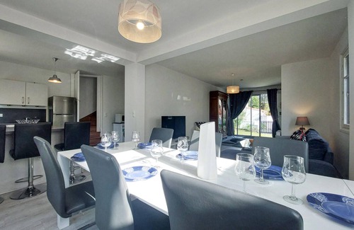 Pontaillac House | 4 bedroom awesome home in Royan