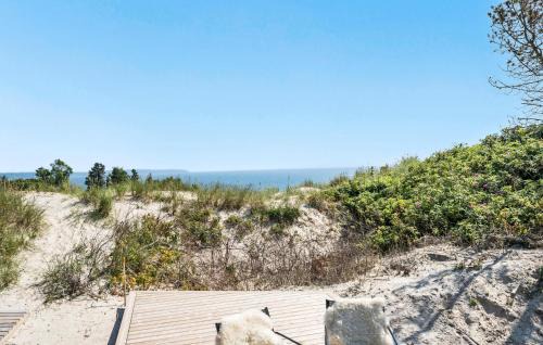 Hvidbjerg Strand House | 4 Bedroom Beach Front Home In Børkop