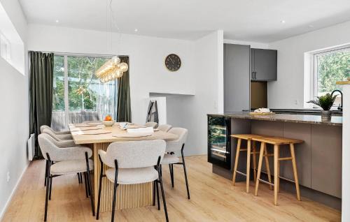Hvidbjerg Strand House | 4 Bedroom Beach Front Home In Børkop