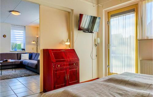 Wemeldinge House | 4 Bedroom Beautiful Home In Wemeldinge