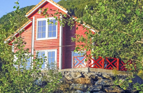 Vaksdal Municipality House | 4 bedroom beautiful home in Vaksdal