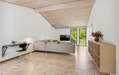 Grenaa House | 4 Bedroom Beautiful Home In Grenaa