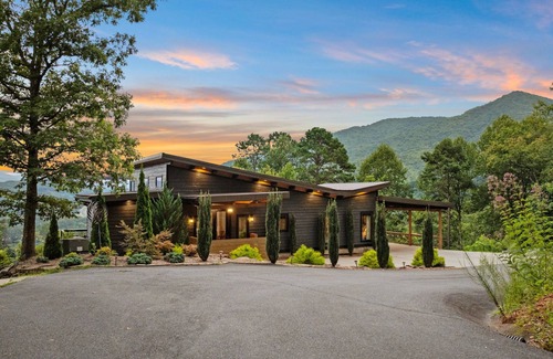 Bryson City Cabin | 4-bedroom cabin in beautiful Bryson City