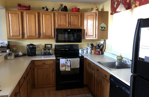 North Woodstock House | 4 bedroom condo has great view of mountains