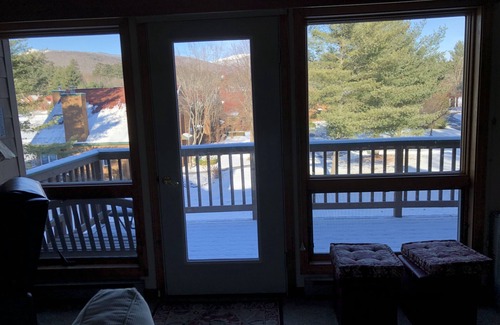 North Woodstock House | 4 bedroom condo has great view of mountains
