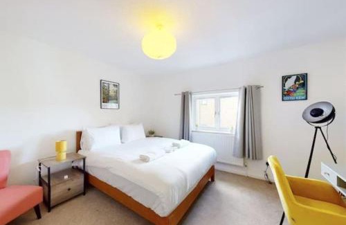 Holloway House | 4 bedroom family home on Piccadilly line