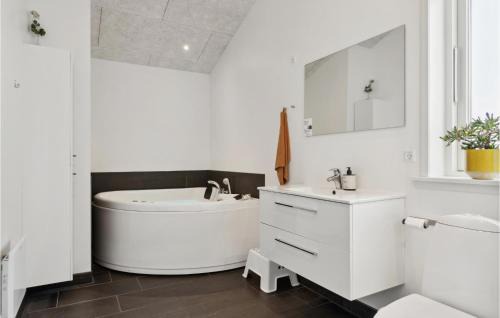 Grønhøj House | 4 Bedroom Gorgeous Home In Løkken