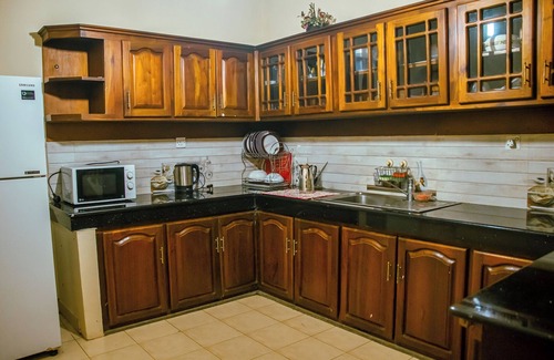 Kandy House | 4-bedroom Green Oasis in Kandy