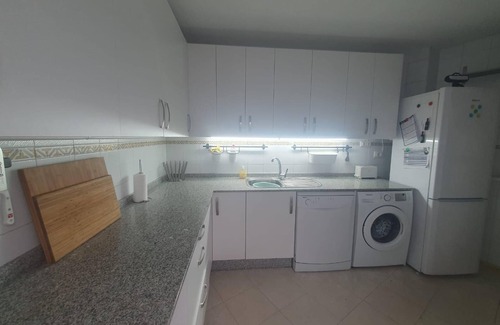 Puerto de Mazarron House | 4 bedroom house in Puerto de Mazarron with roof terrace close by beach