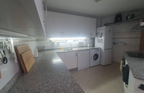 Puerto de Mazarron House | 4 bedroom house in Puerto de Mazarron with roof terrace close by beach