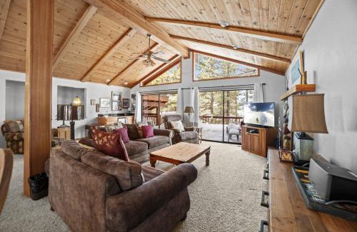Truckee House | 4 Bedroom Home at 392 Skidder Trail home