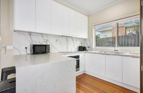 Heathmont Apartment | 4 Bedroom Home in Heathmont Perfect for Families