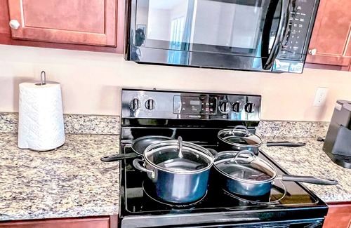 Christiansburg House | 4-Bedroom Home with 4 Private Baths, Just 9 Minutes to VT & I-81!