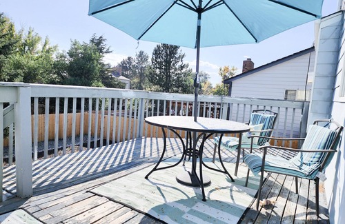 Aurora House | 4 Bedroom Home with 2 living rooms, patio, & backyard.