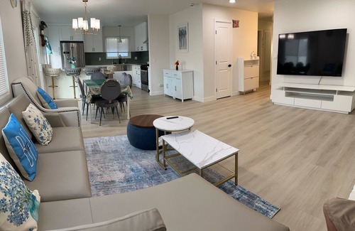 Rancho Cucamonga House | 4-bedroom house in fabulous Rancho Cucamonga with fitness room, AC